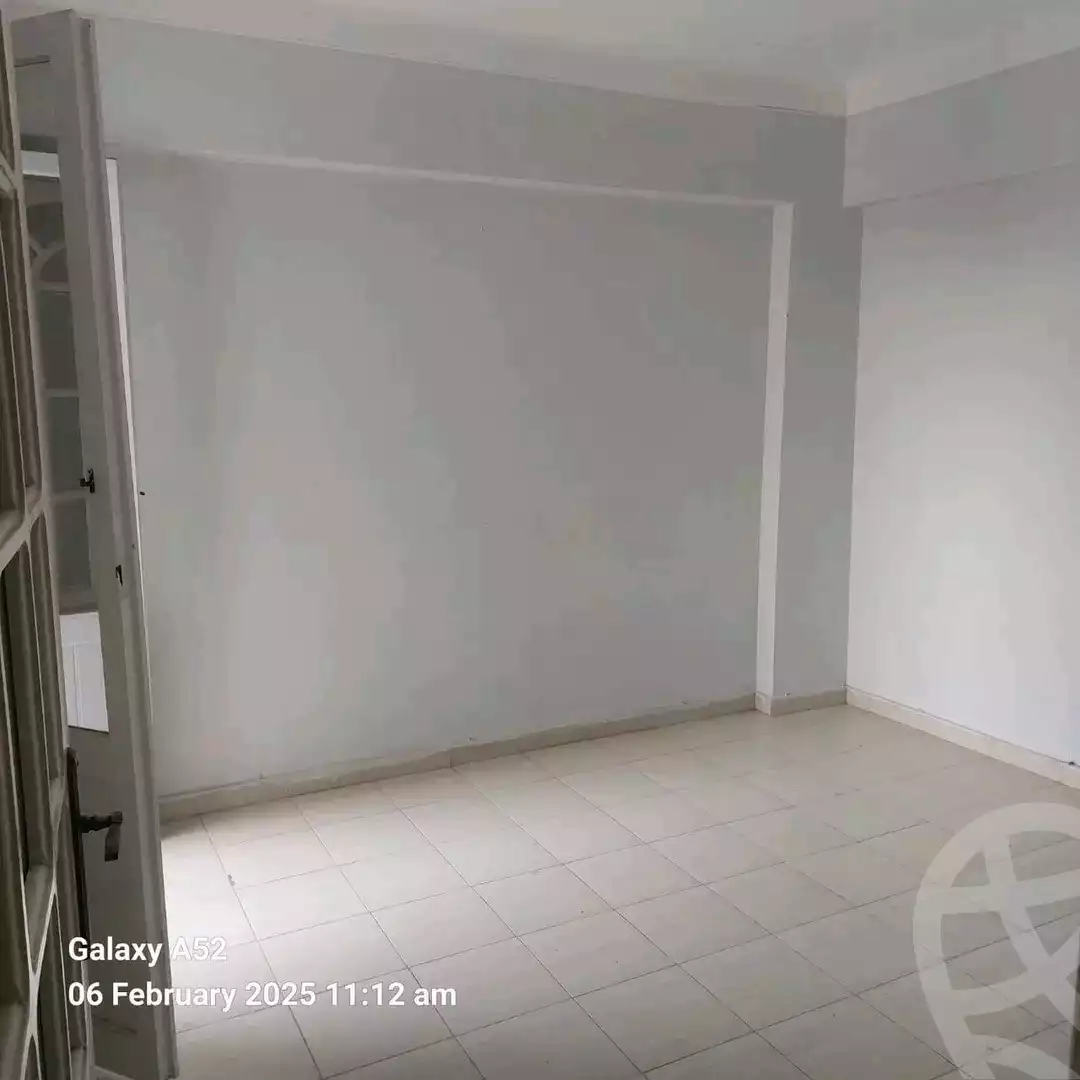 https://aqarmap.com.eg/ar/listing/5626102-for-sale-alexandria-l-jmy-lbytsh-el-hanafeya-st