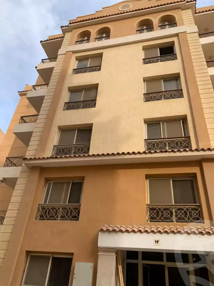 https://aqarmap.com.eg/en/listing/5626534-for-sale-cairo-new-cairo-compounds-el-rekaba-el-edarea-compound