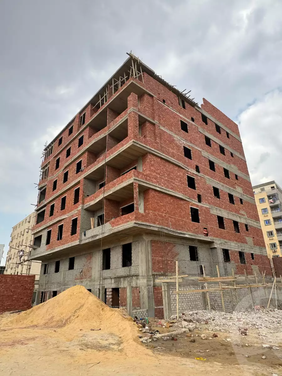 https://aqarmap.com.eg/en/listing/5545293-for-sale-cairo-mokattam-el-hadabah-el-wosta-el-mantaqa-el-olaa-baron-school-street