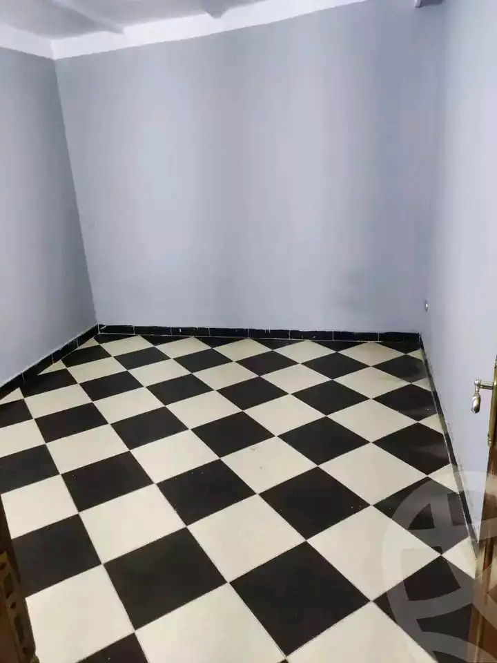 https://aqarmap.com.eg/en/listing/5627539-for-sale-cairo-heliopolis-gesr-elsuez-ibn-sender-square