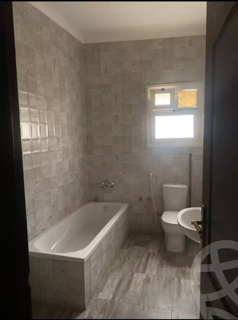 https://aqarmap.com.eg/ar/listing/5628783-for-rent-cairo-new-cairo-el-narges-el-narges-2-pilot-halawany-st