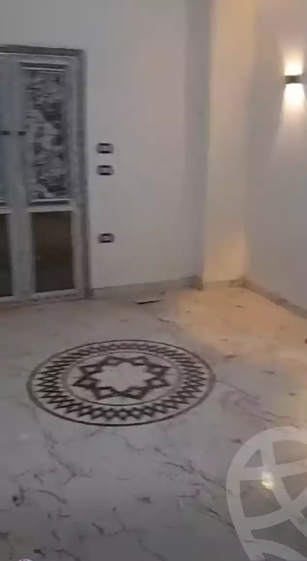 https://aqarmap.com.eg/ar/listing/5628897-for-sale-cairo-ain-shams-ain-shams-el-sharkia-el-horeya-st