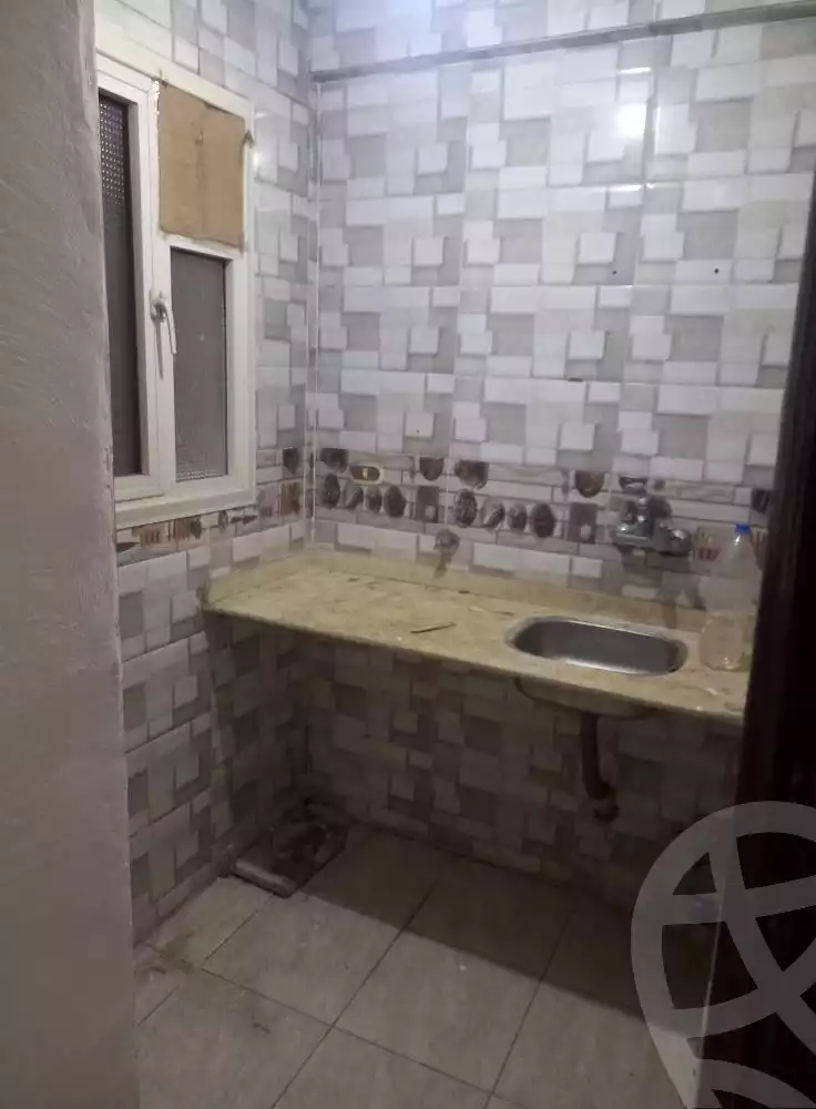 https://aqarmap.com.eg/ar/listing/5629000-for-sale-alexandria-l-jmy-l-jmy-lbhry