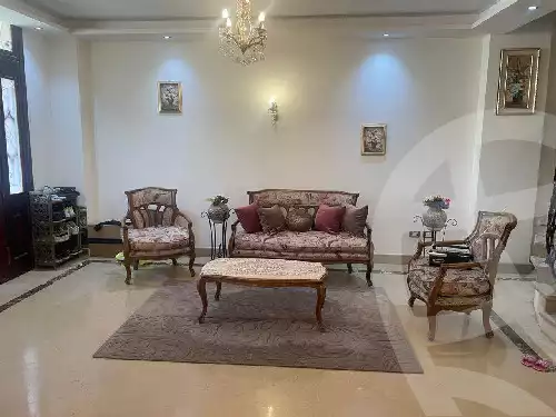 https://aqarmap.com.eg/en/listing/5629514-for-sale-cairo-el-sheikh-zayed-city-compounds-el-yasmeen-compound