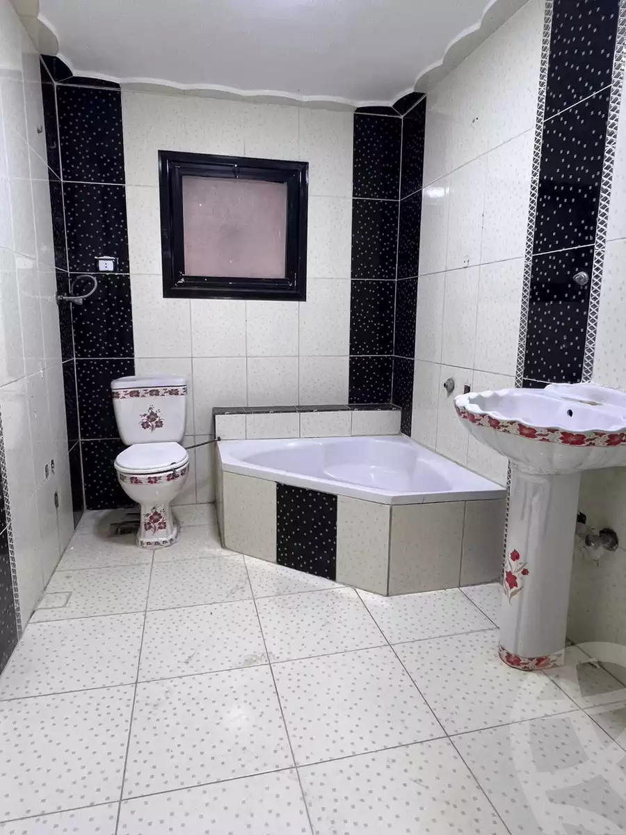 https://aqarmap.com.eg/en/listing/5631358-for-sale-alexandria-l-jmy-shataa-el-nakheel