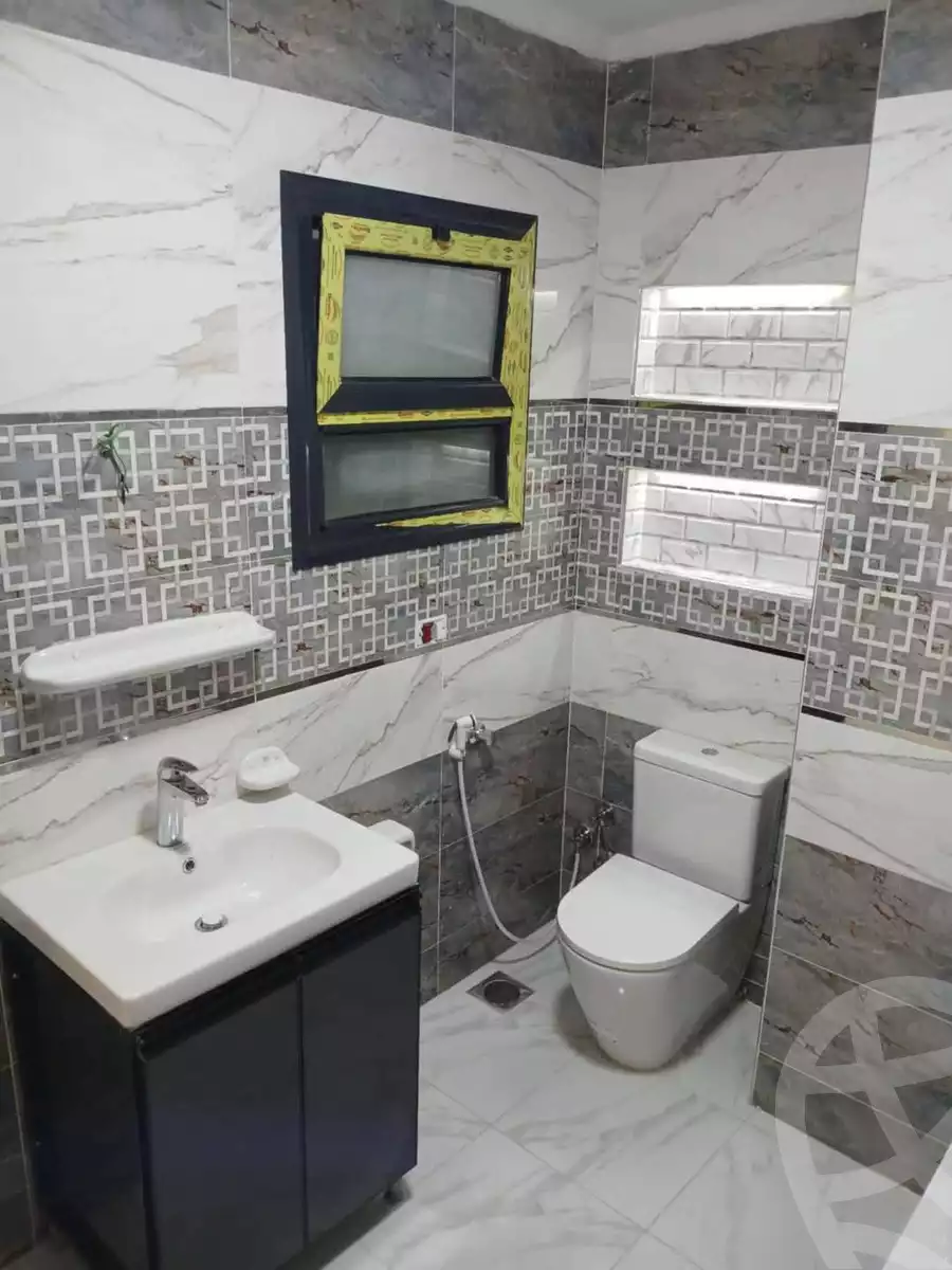https://aqarmap.com.eg/ar/listing/5632518-for-sale-alexandria-l-jmy-lbytsh-ain-shams-st