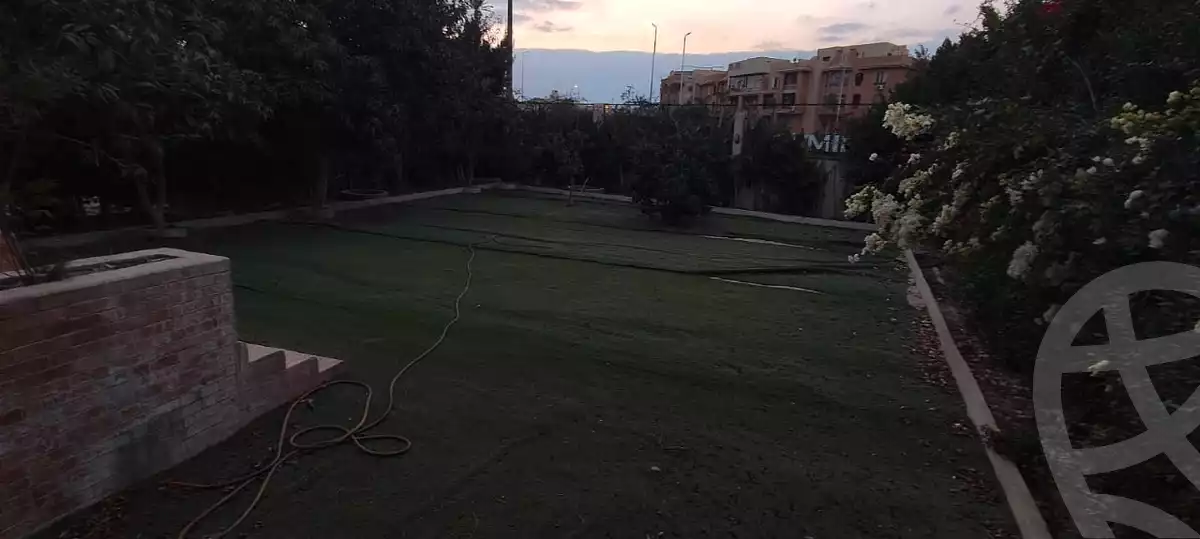 https://aqarmap.com.eg/en/listing/5633016-for-sale-cairo-el-sheikh-zayed-city-compounds-hadayek-el-mohandiseen