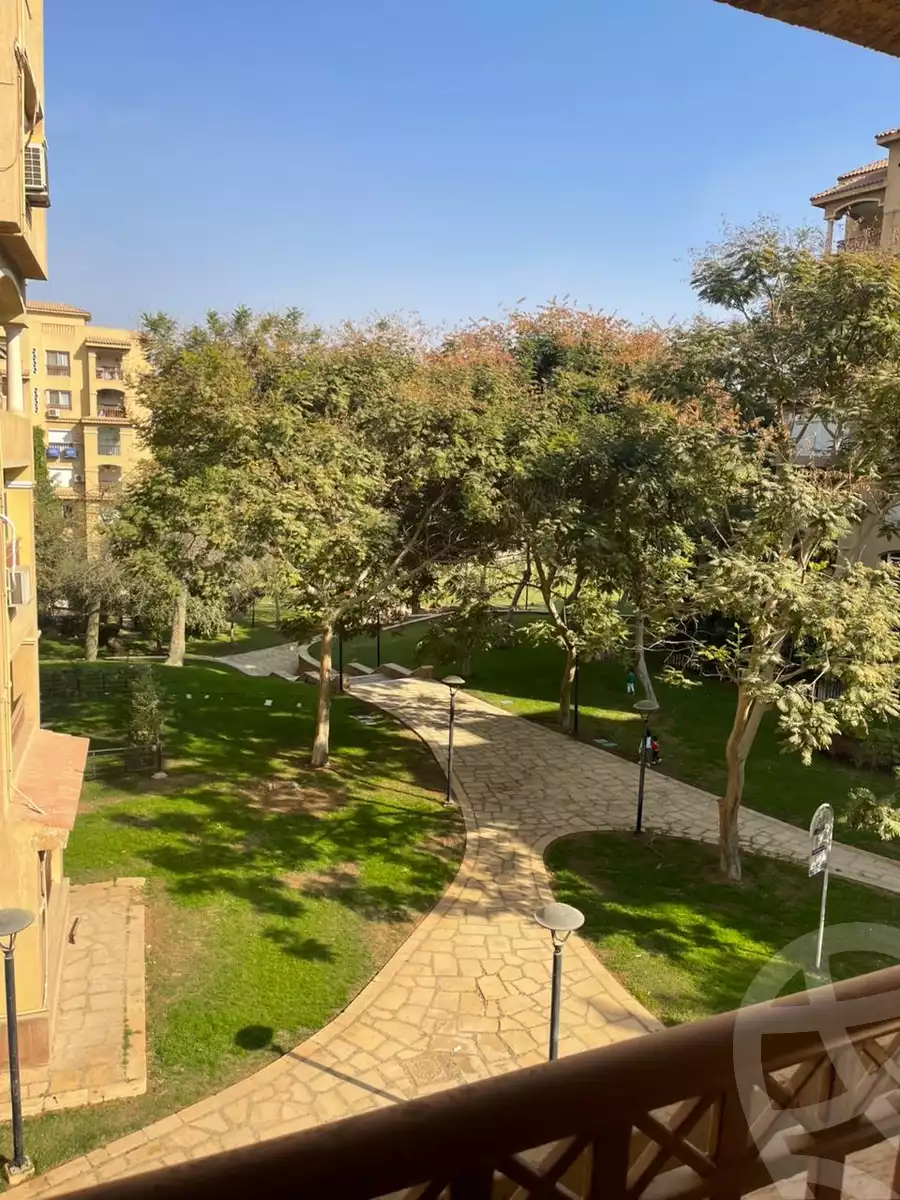 https://aqarmap.com.eg/en/listing/5633059-for-sale-cairo-new-cairo-madinaty-first-zone-buildings-17th-st.