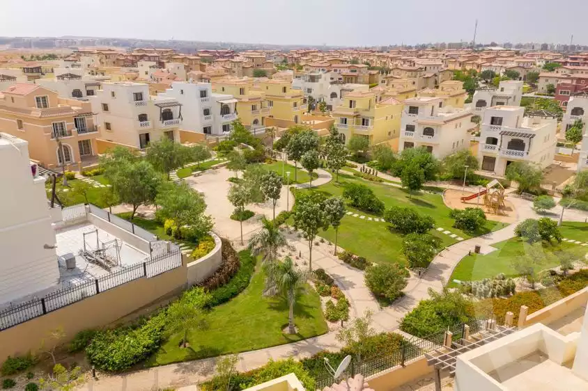 https://aqarmap.com.eg/en/listing/5633738-for-sale-cairo-new-cairo-compounds-hyde-park-greens-hyde-park-compound