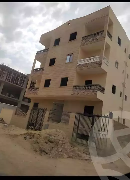 https://aqarmap.com.eg/ar/listing/5634065-for-sale-cairo-badr-city-hai-el-ashgar-featured-neighborhood