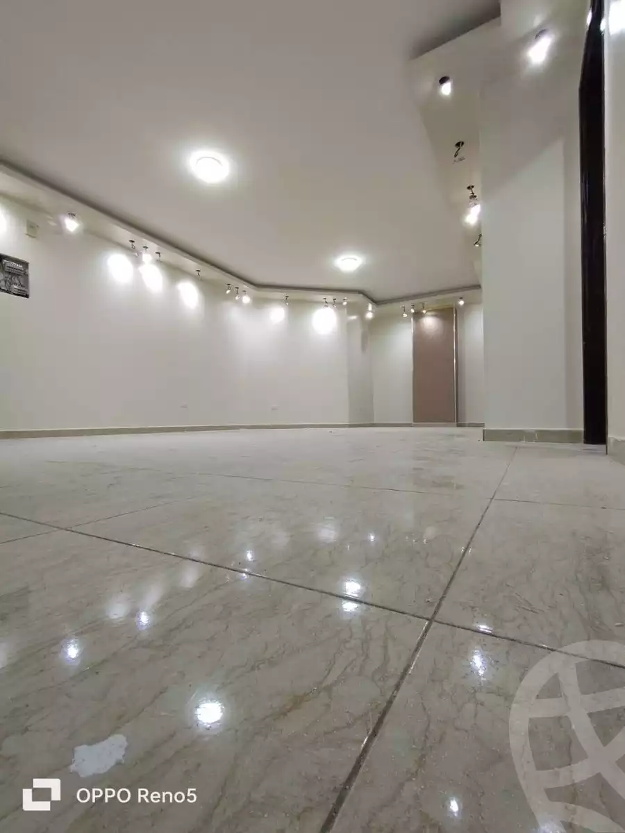 https://aqarmap.com.eg/ar/listing/5634119-for-sale-cairo-helwan-helwan-el-sharkeya-el-maraghi-st