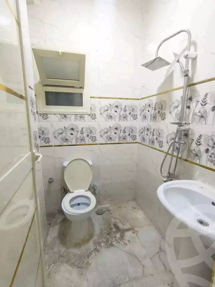 https://aqarmap.com.eg/en/listing/5636484-for-sale-qalyubia-shubra-el-khaima-shubra-el-khaima-city-teraat-el-shabouri-st