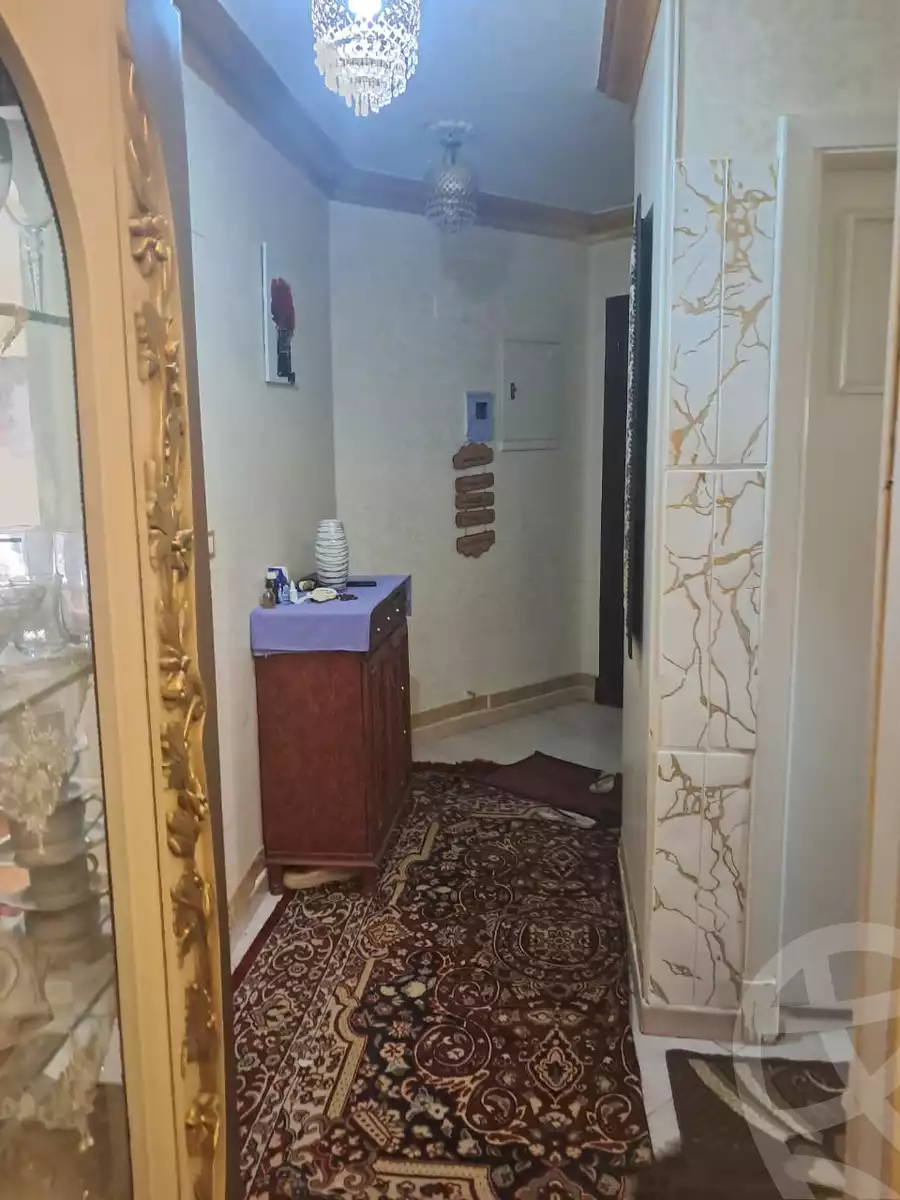 https://aqarmap.com.eg/ar/listing/5638149-for-sale-cairo-el-sheikh-zayed-city-el-hay-el-rabeaa-al-mostakbal-st