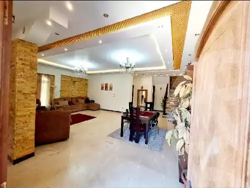 https://aqarmap.com.eg/en/listing/5640319-for-sale-cairo-new-cairo-madinaty-lmntq-lkhms-fylt-group-18