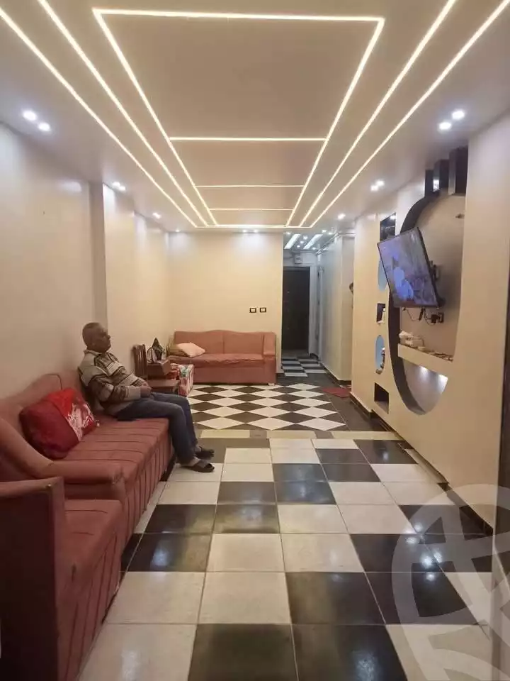 https://aqarmap.com.eg/ar/listing/5642729-for-sale-alexandria-l-jmy-lbytsh-el-reyad-st