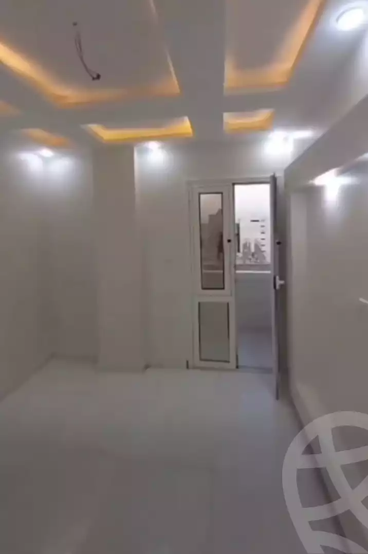 https://aqarmap.com.eg/en/listing/5642754-for-sale-alexandria-l-jmy-el-hanouvel-yathreb-st