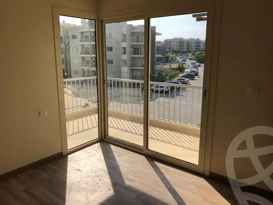 https://aqarmap.com.eg/en/listing/5645215-for-rent-cairo-el-sheikh-zayed-city-compounds-dh-drys