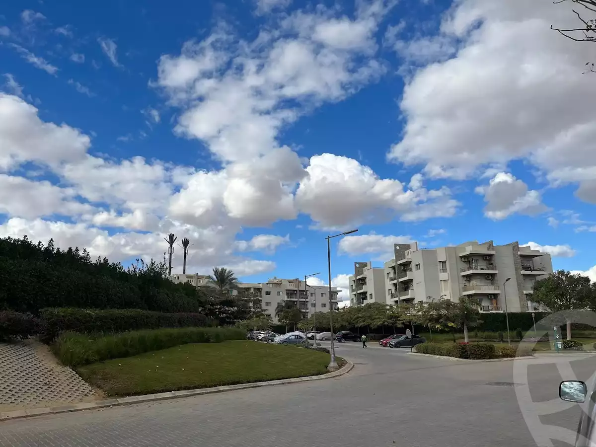 https://aqarmap.com.eg/en/listing/5645236-for-rent-cairo-el-sheikh-zayed-city-compounds-dh-drys