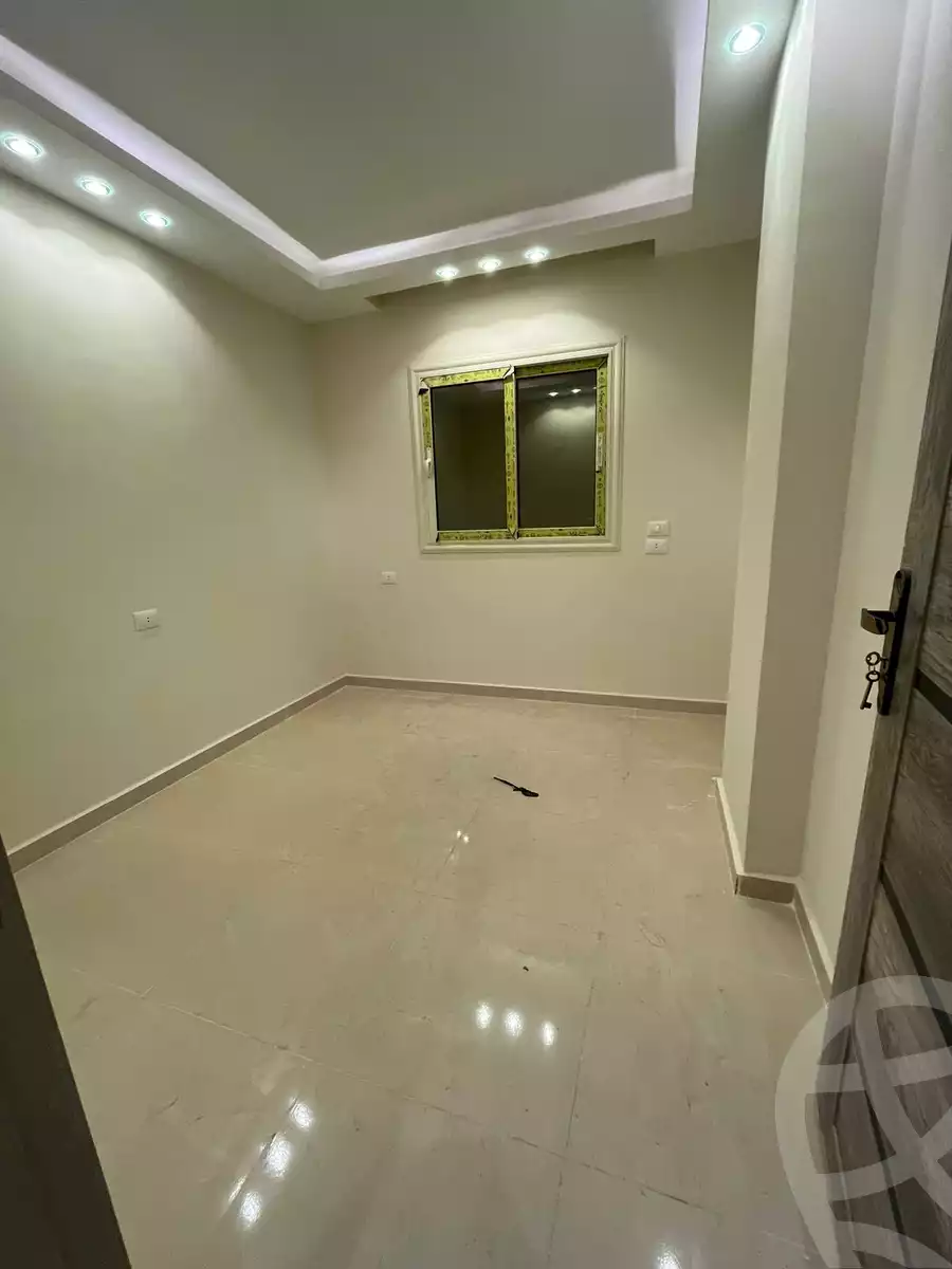 https://aqarmap.com.eg/en/listing/5645401-for-sale-cairo-6th-of-october-el-ahyaa-neighborhood-3rd-omar-ibn-el-khattab-st