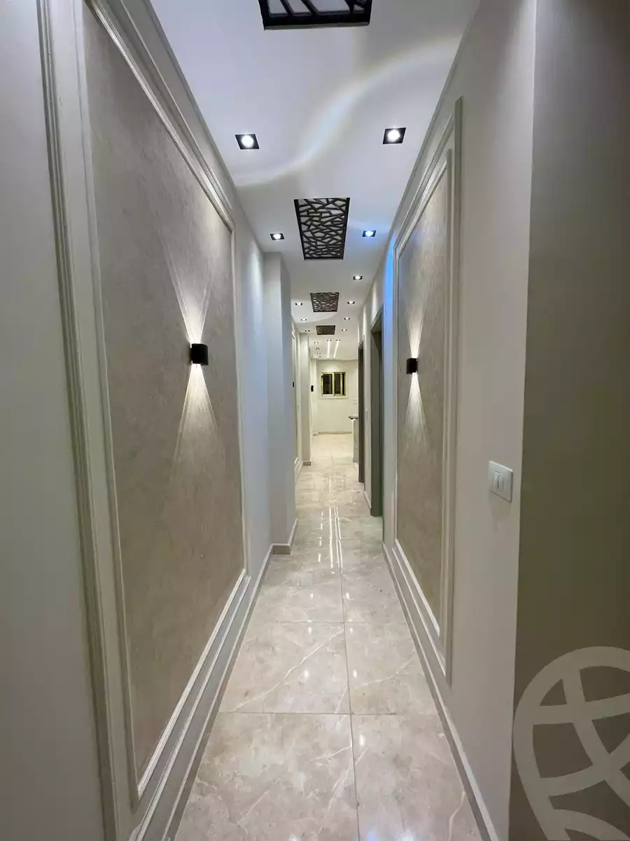 https://aqarmap.com.eg/en/listing/5645401-for-sale-cairo-6th-of-october-el-ahyaa-neighborhood-3rd-omar-ibn-el-khattab-st