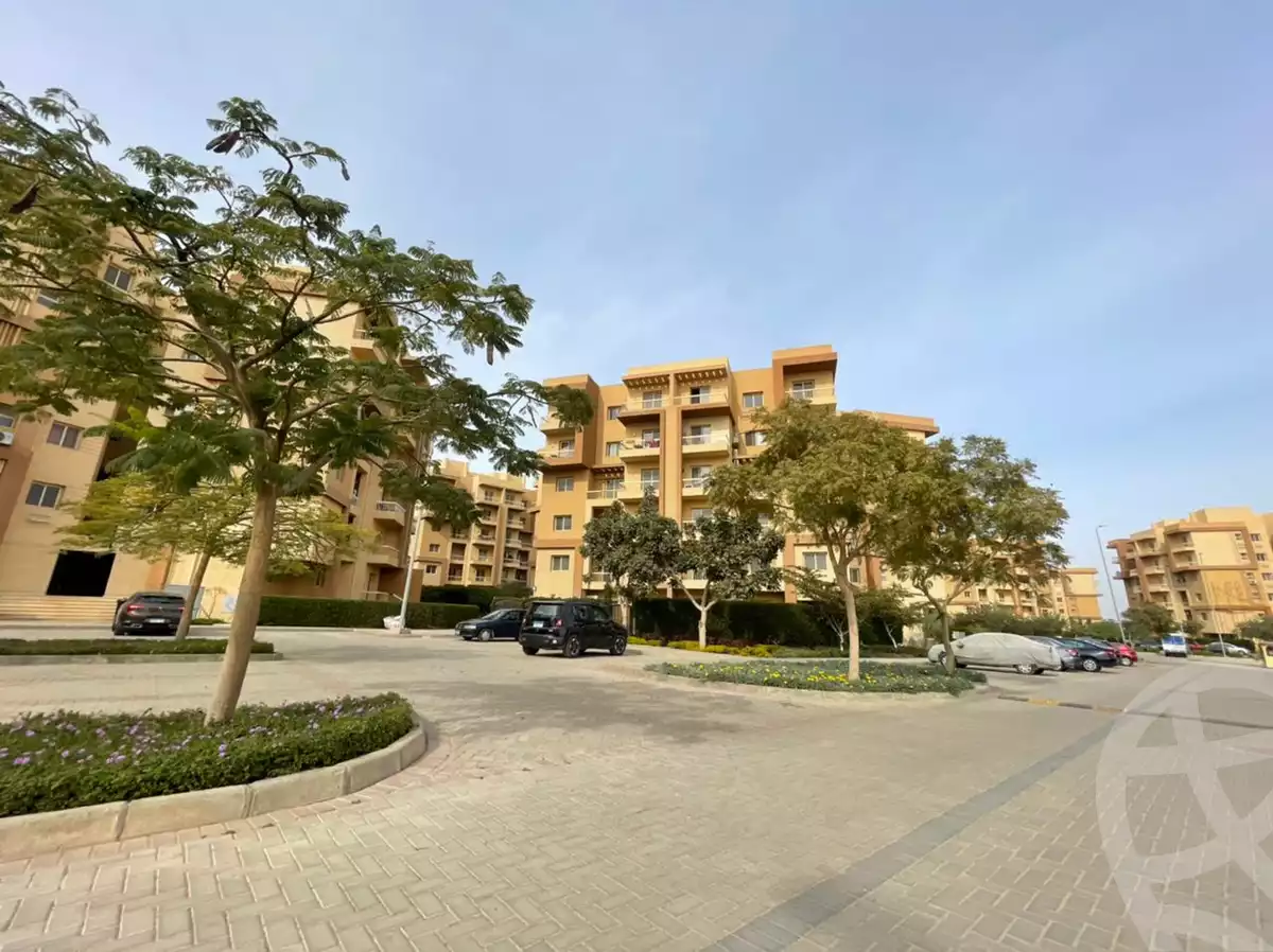 https://aqarmap.com.eg/en/listing/5646669-for-sale-cairo-6th-of-october-hadaeq-october-kmbwnd-fy-hdyq-ktwbr-ashgar-city