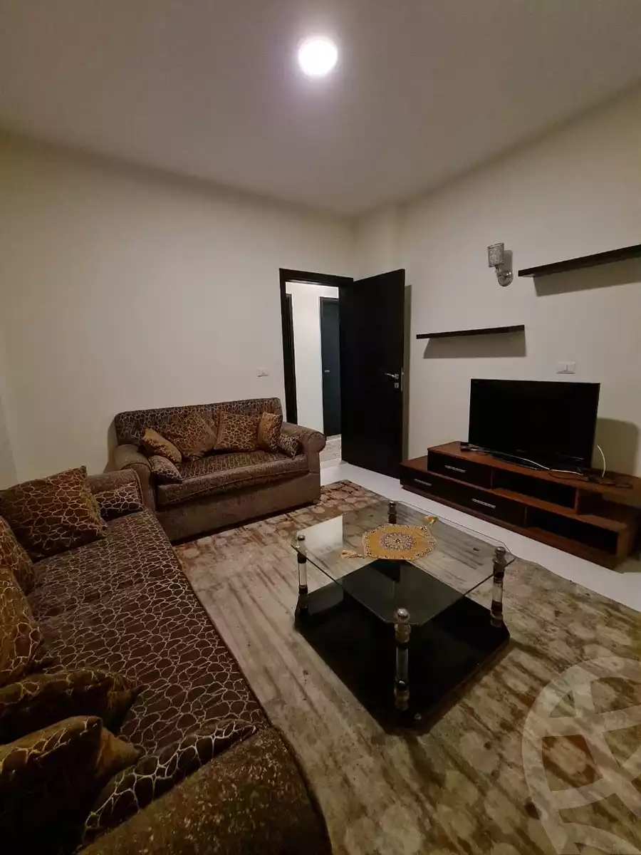 https://aqarmap.com.eg/en/listing/5647827-for-rent-cairo-el-sheikh-zayed-city-compounds-dh-drys