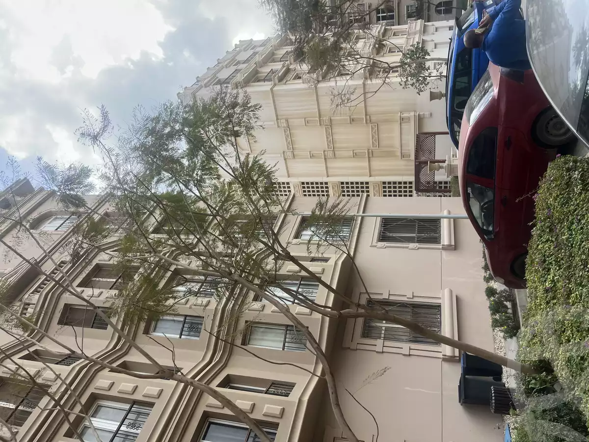 https://aqarmap.com.eg/en/listing/5969460-for-rent-cairo-new-cairo-compounds-hyde-park-centre-ville-hyde-park