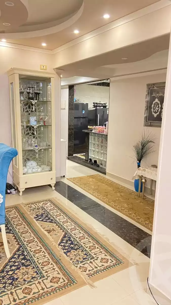 https://aqarmap.com.eg/ar/listing/5649540-for-sale-cairo-el-haram-shareaa-khatem-el-morsalen