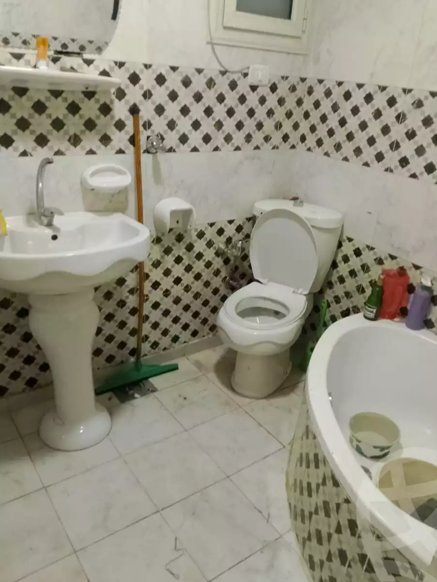 https://aqarmap.com.eg/en/listing/5649583-for-sale-alexandria-myn-ldkhyl