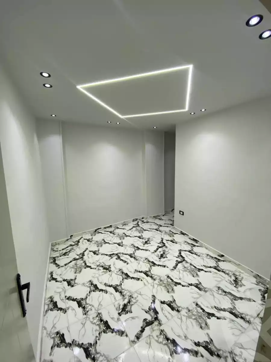 https://aqarmap.com.eg/ar/listing/5649760-for-sale-alexandria-l-jmy-lbytsh-al-kaada-st