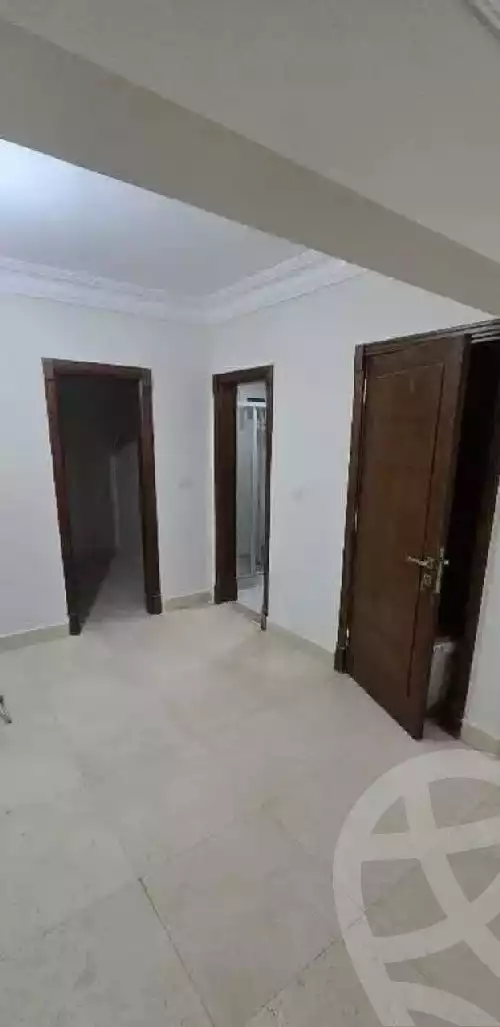 https://aqarmap.com.eg/en/listing/5651373-for-sale-cairo-new-cairo-lrhb-city-phase-2-amr-ibn-el-aas-st