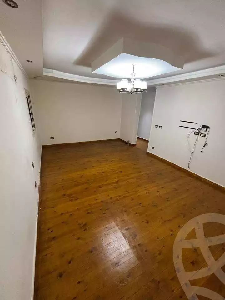 https://aqarmap.com.eg/ar/listing/5652309-for-sale-alexandria-zezenia