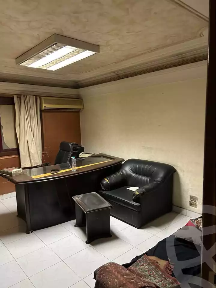 https://aqarmap.com.eg/ar/listing/5656088-for-rent-cairo-downtown-el-azbakya-kamel-sedky-st