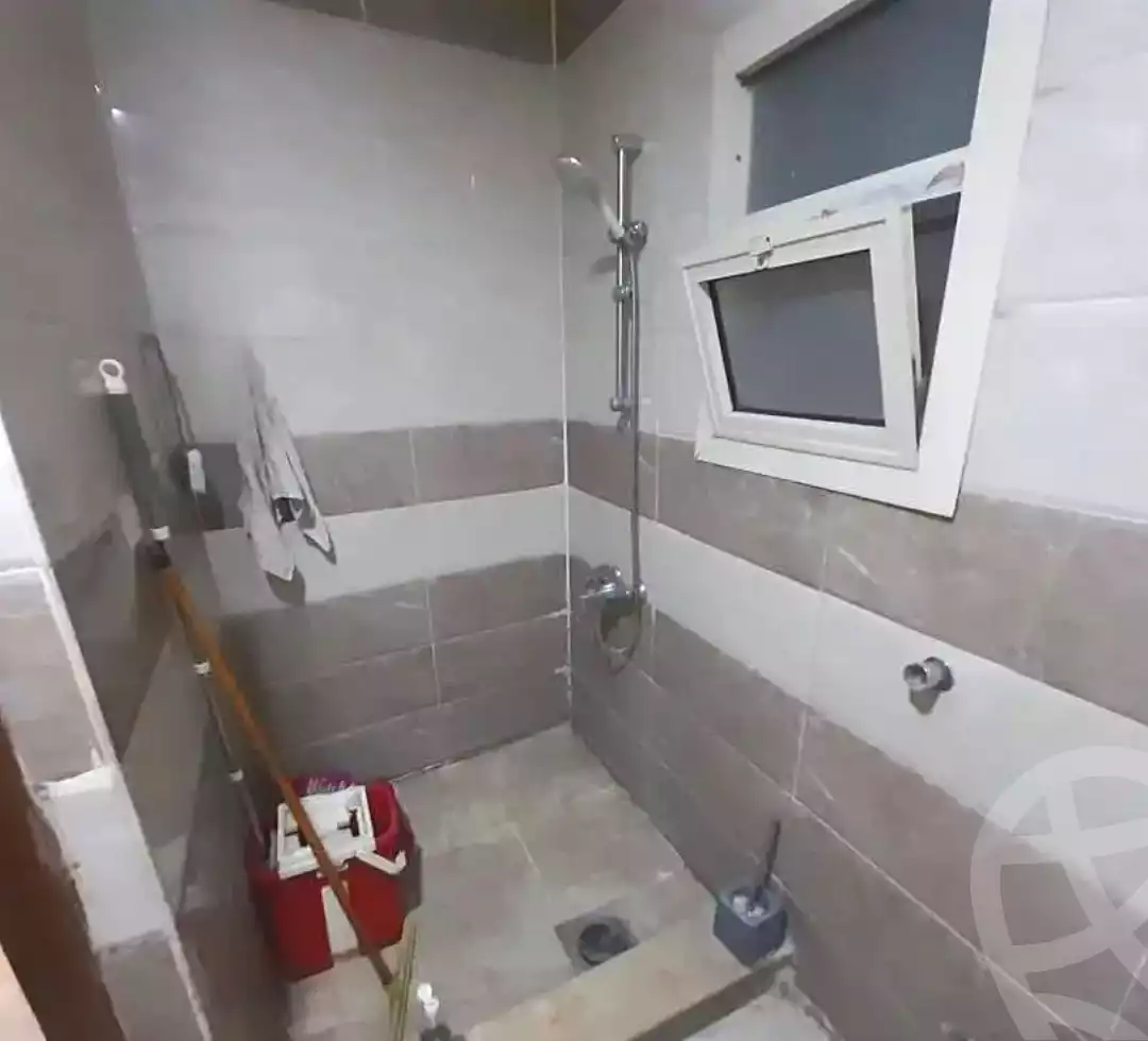 https://aqarmap.com.eg/en/listing/5656314-for-sale-alexandria-ganaklis