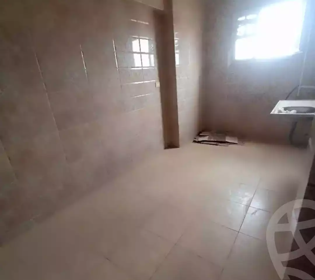 https://aqarmap.com.eg/en/listing/5656318-for-sale-alexandria-ganaklis-shr-mrtdy-bsh