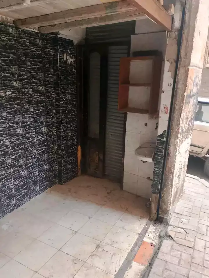 https://aqarmap.com.eg/en/listing/5656515-for-rent-alexandria-bahray-el-anfoshy-haret-agha-al-shaer