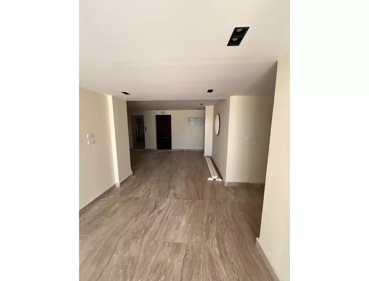 https://aqarmap.com.eg/en/listing/5657452-for-sale-cairo-el-sheikh-zayed-city-compounds-bliss-gate-compound-torec