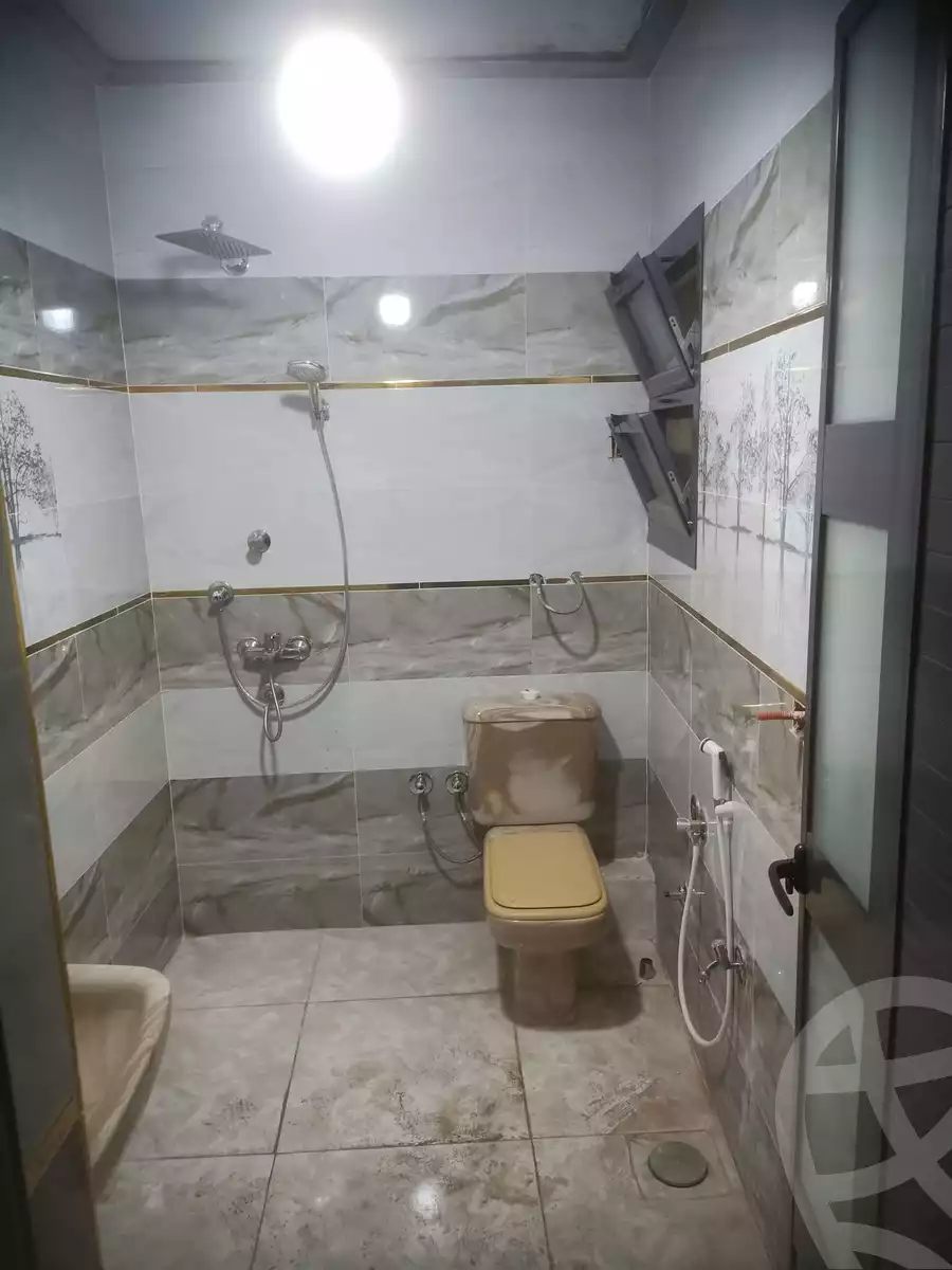 https://aqarmap.com.eg/ar/listing/5658172-for-sale-qalyubia-shubra-el-khaima-el-taawon-city
