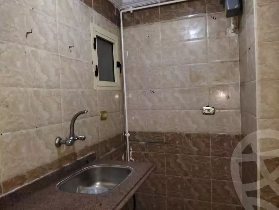 https://aqarmap.com.eg/ar/listing/5658665-for-rent-alexandria-l-jmy-el-kilo-21