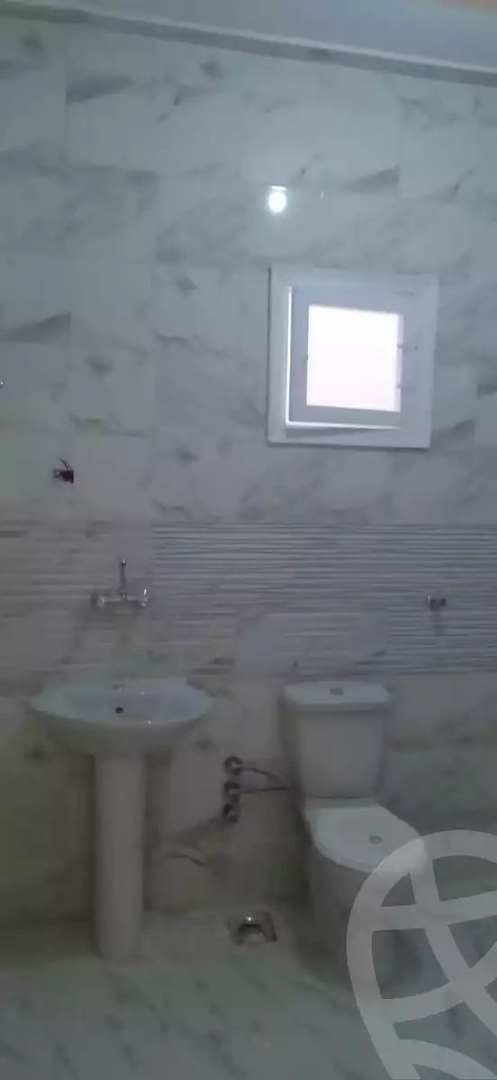 https://aqarmap.com.eg/en/listing/5658815-for-sale-marsa-matruh-marsa-matrouh-city-omar-darra-st