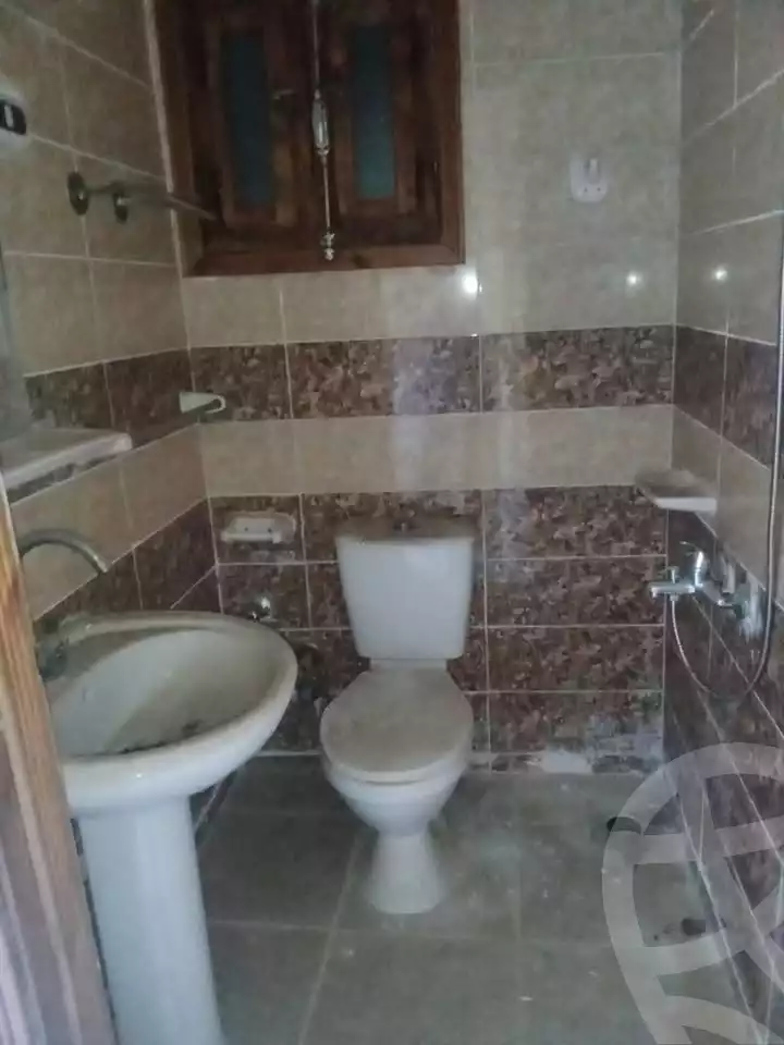 https://aqarmap.com.eg/ar/listing/5659087-for-sale-alexandria-l-jmy-lbytsh-el-hanafeya-st