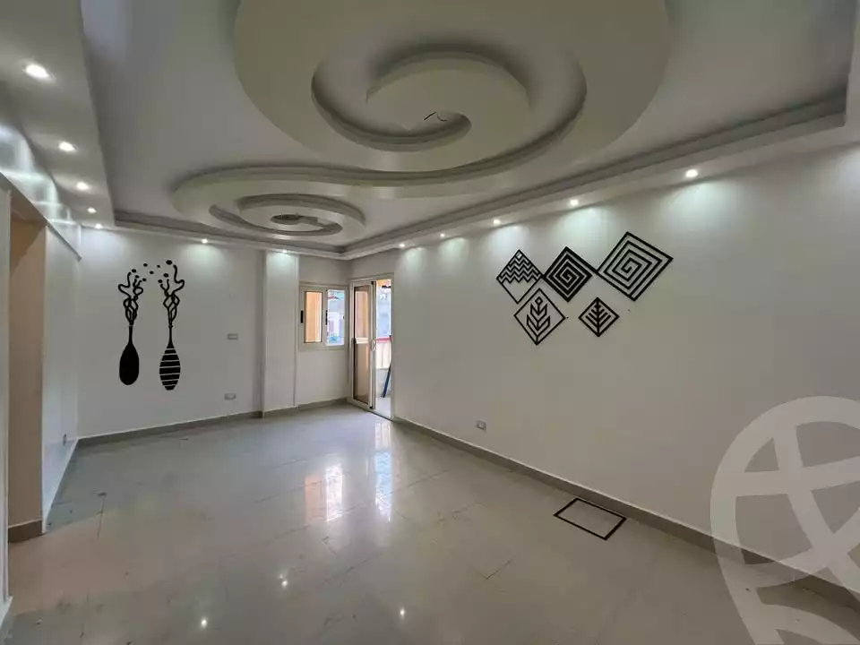 https://aqarmap.com.eg/en/listing/5659178-for-sale-alexandria-zezenia-ibrahim-el-attar-st