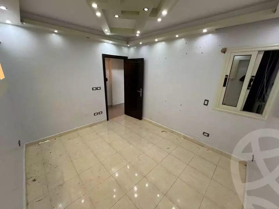 https://aqarmap.com.eg/en/listing/5659178-for-sale-alexandria-zezenia-ibrahim-el-attar-st