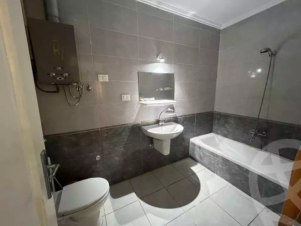 https://aqarmap.com.eg/en/listing/5659718-for-rent-cairo-mokattam-el-hadabah-el-wosta-el-mantaqa-el-khamsa