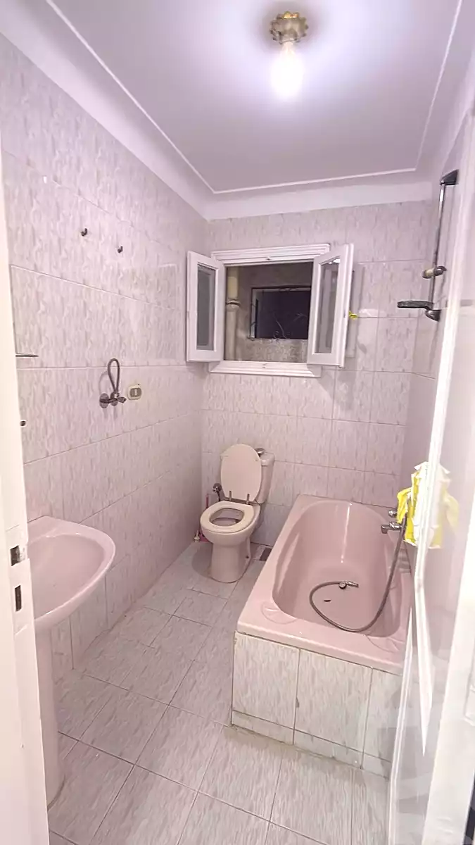 https://aqarmap.com.eg/ar/listing/5660433-for-sale-alexandria-l-jmy-shataa-el-nakheel