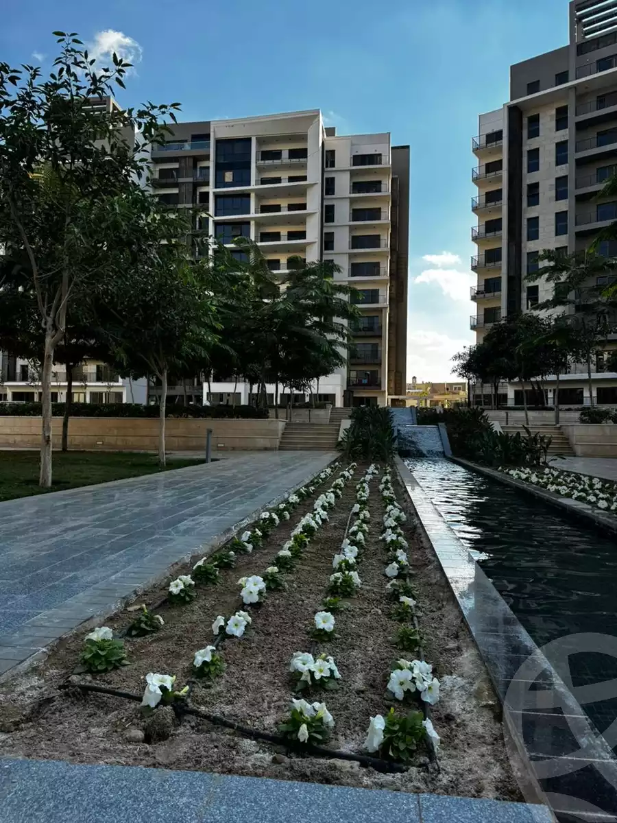 https://aqarmap.com.eg/ar/listing/5662319-for-sale-cairo-el-sheikh-zayed-city-compounds-zyd-wr-llttwyr-the-village-views