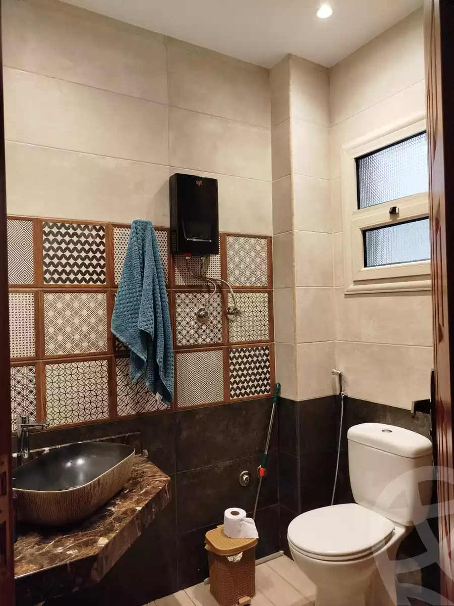 https://aqarmap.com.eg/en/listing/5649033-for-sale-cairo-new-cairo-compounds-kmbwnd-lnkhyl