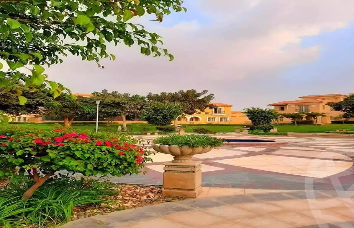https://aqarmap.com.eg/en/listing/5662585-for-sale-cairo-new-cairo-compounds-hyde-park-greens-hyde-park-compound