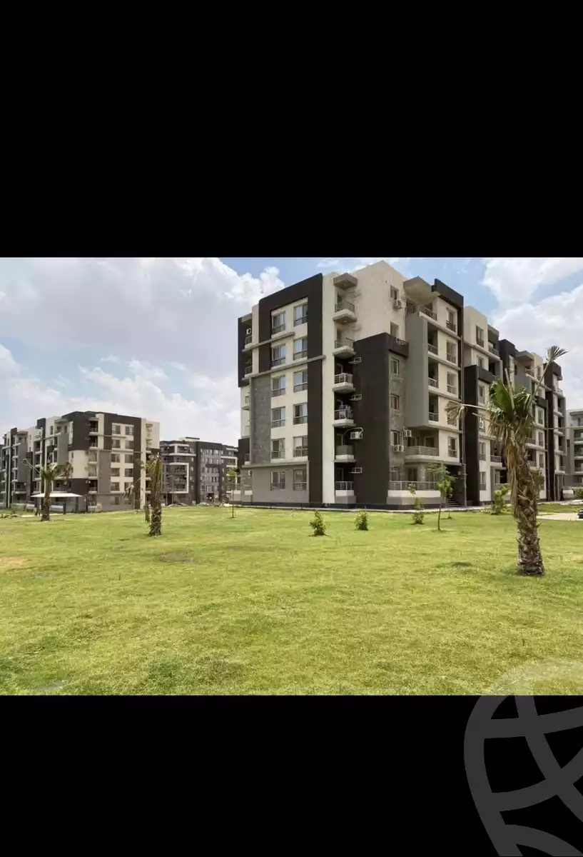 https://aqarmap.com.eg/en/listing/5664105-for-sale-cairo-el-sheikh-zayed-city-compounds-dr-msr