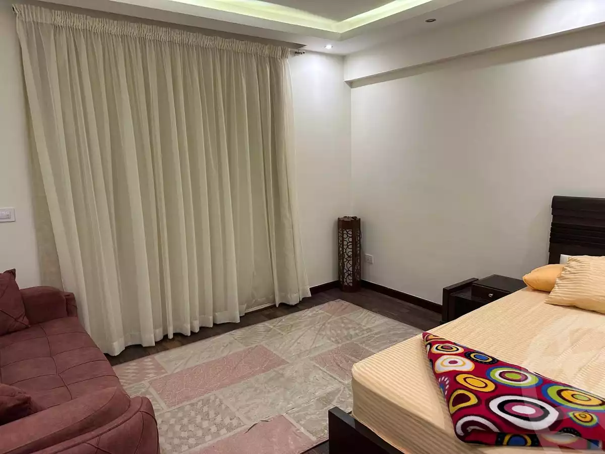 https://aqarmap.com.eg/en/listing/5664105-for-sale-cairo-el-sheikh-zayed-city-compounds-dr-msr